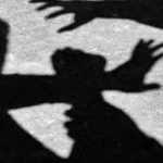 വീട്ടിൽ അതിക്രമിച്ചു കയറിയ യുവാവ് വിസർജ്യം പുരട്ടിയ തുണികൊണ്ട് പെൺകുട്ടിയുടെ മുഖത്തമർത്തിയതായി പരാതി