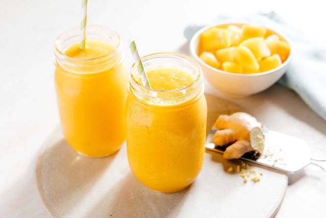 Mango and ginger juice
