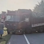 ഗുണ്ടൽ പേട്ടയിൽ വാഹനാപകടം: മമ്പുറം സ്വദേശി ഉൾപ്പെടെ 2 പേർ മരിച്ചു